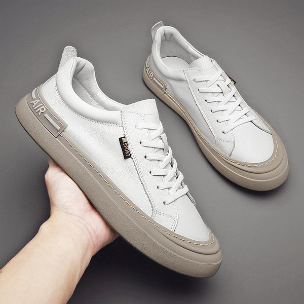 Casual αθλητικά παπούτσια από οικολογικό δέρμα με επίπεδη σόλα και επιγραφή