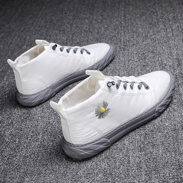 UUS tikandiga ökonahast meeste kõrgete tossude mudel