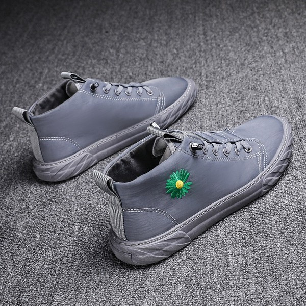 UUS tikandiga ökonahast meeste kõrgete tossude mudel