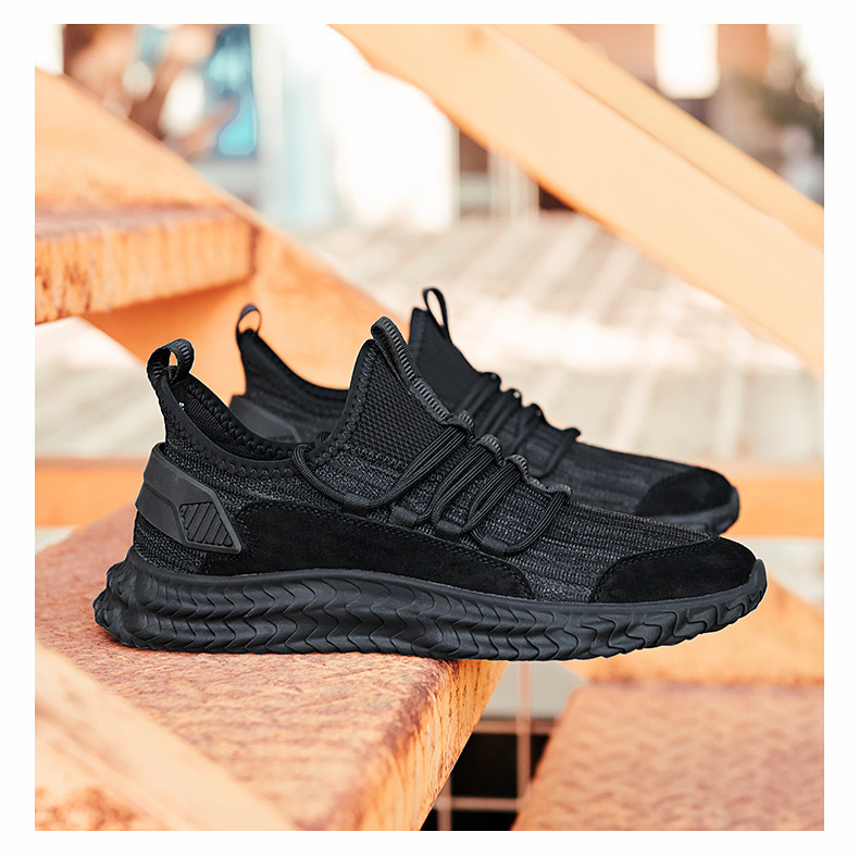 Meeste paelte ja lameda tallaga hingavad tossud