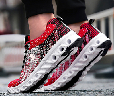 Ανδρικά αθλητικά παπούτσια μοντέρνα από υφάσματα - δύο μοντέλα