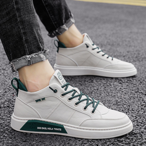 Paelte ja sirge tallaga meeste sport- ja vabaaja tossud