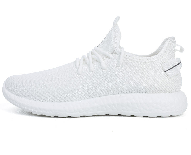 Tekstiilist ja paeltega vabaaja meeste tossud