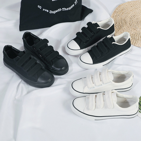 Meeste tekstiilist takjapaelaga tossud