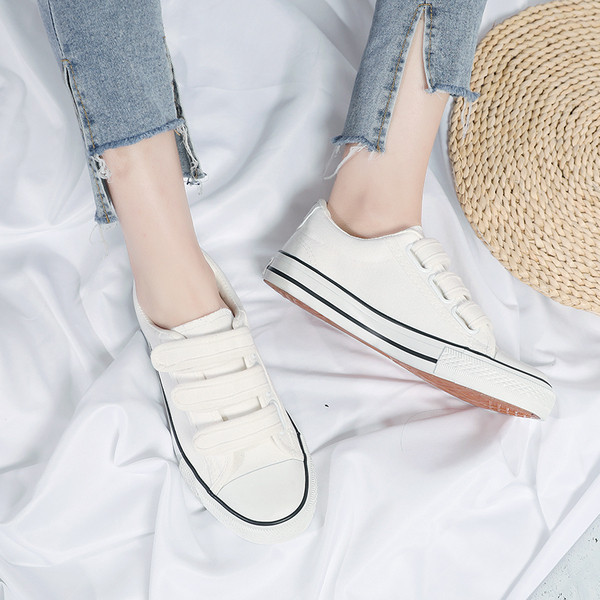 Meeste tekstiilist takjapaelaga tossud