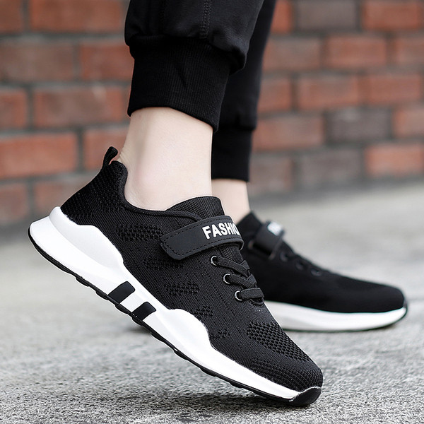 Igapäevased paelte ja takjapaelaga tekstiilist tossud