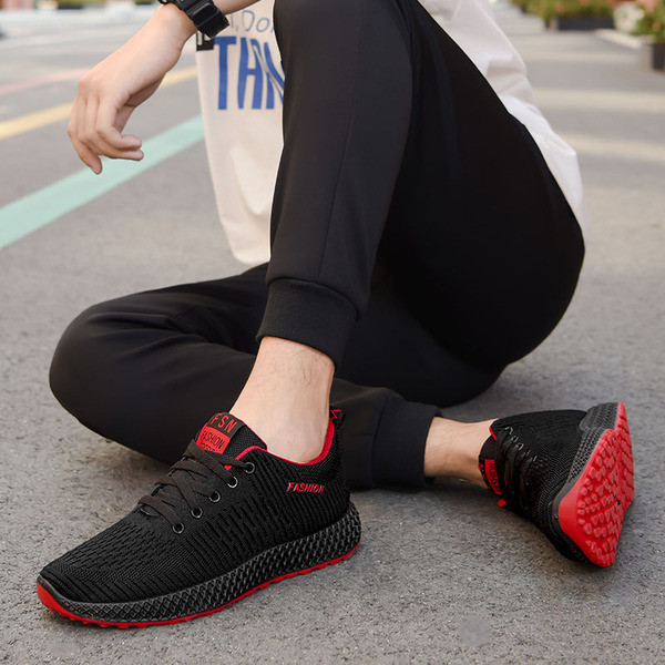 Ležerne muške tenisice s ravnim potplatom