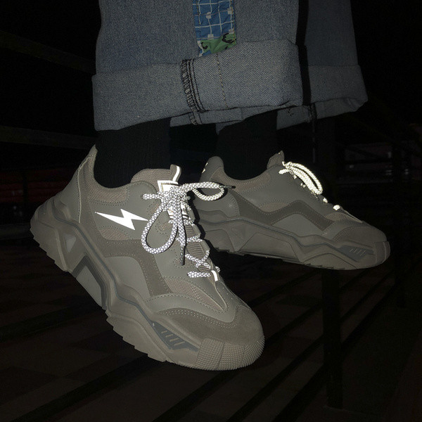 Férfi tornacipő fényvisszaverővel