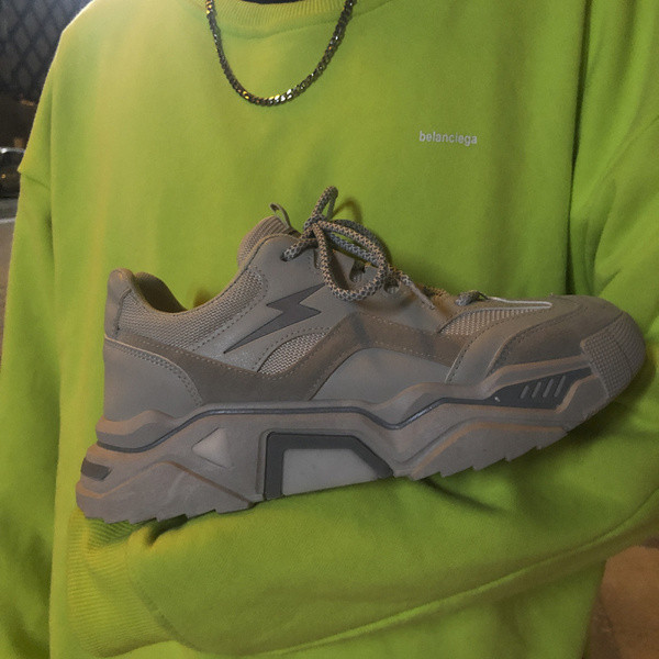 Férfi tornacipő fényvisszaverővel