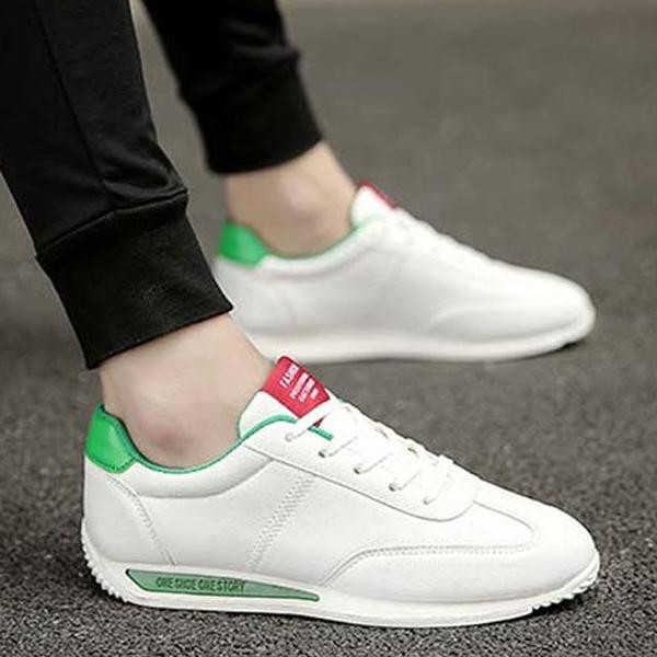 Meeste kunstnahast paeltega tossud