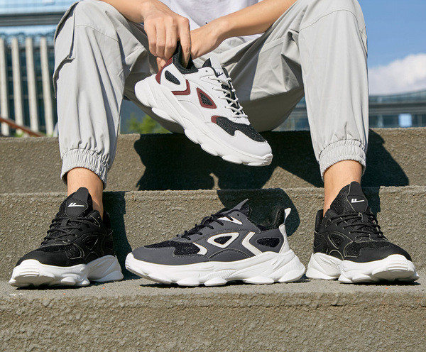 Kareda tallaga vabaaja meeste tossud – uus mudel