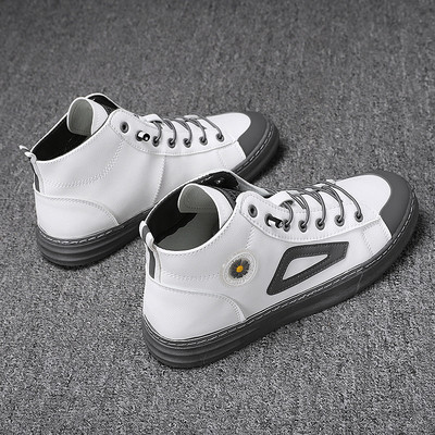 UUS lipsude ja tikanditega meeste kõrgete tossude mudel