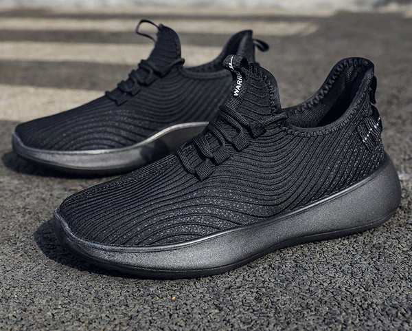 Lameda tallaga tekstiilist valmistatud vabaaja meeste tossud