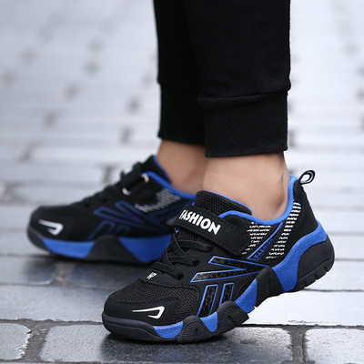 Eko bőrből és textilből készült alkalmi cipők fűzővel - két modell