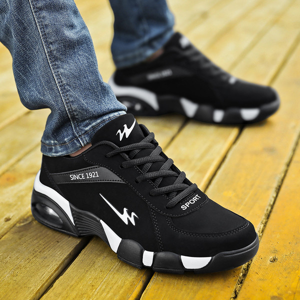 Vabaaja õhukambriga meeste tossud