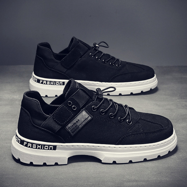 Férfi tornacipő ÚJ modell fűzős és vastag talppal