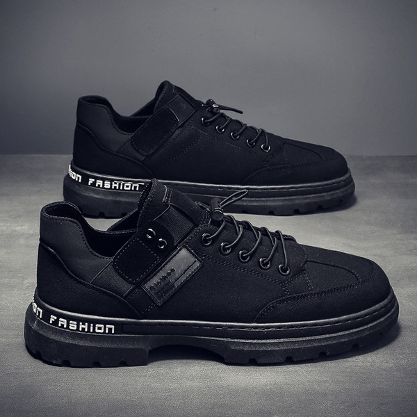 Férfi tornacipő ÚJ modell fűzős és vastag talppal