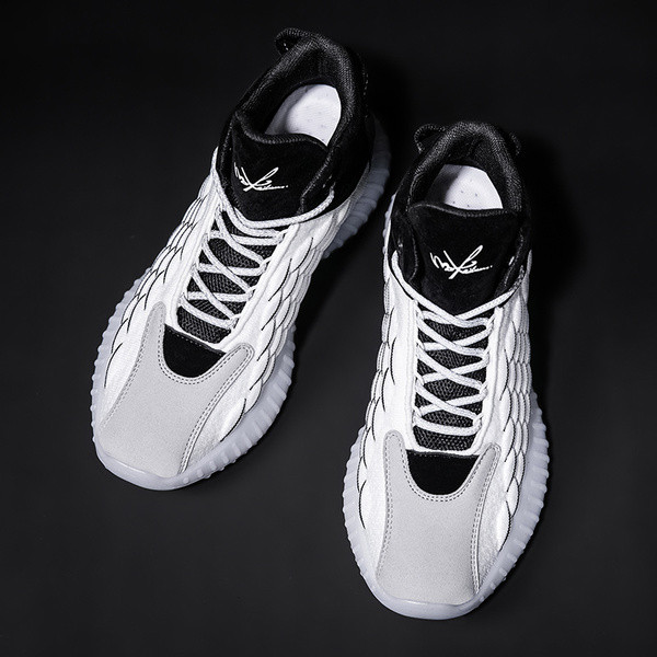 Textilből készült férfi sportcipő lapos talppal és fűzővel