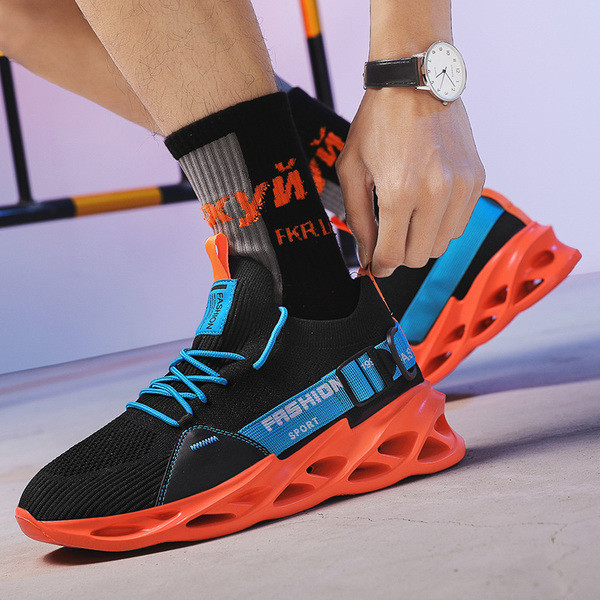 Moderne muške tenisice - s vezicama i grubim potplatom