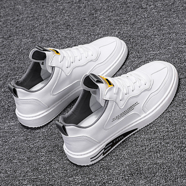 UUS valge ökonahast teksti ja lipsudega meeste tossude mudel