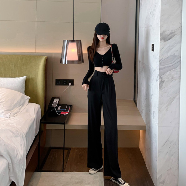 Stílusos női nadrág magas derékkal, letisztult modell