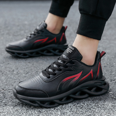 Moodsad kõrge tallaga nahast meeste tossud