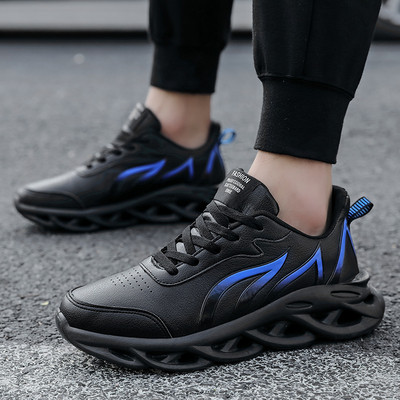 Moodsad kõrge tallaga nahast meeste tossud