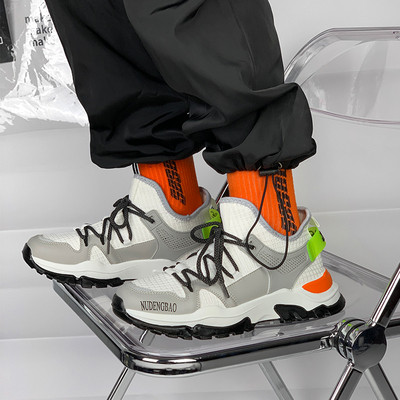 Kareda talla ja kirjaga sporditossud