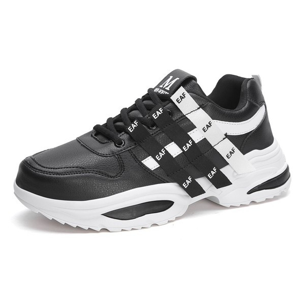 Öko bőrből készült modern férfi tornacipő, magas talppal