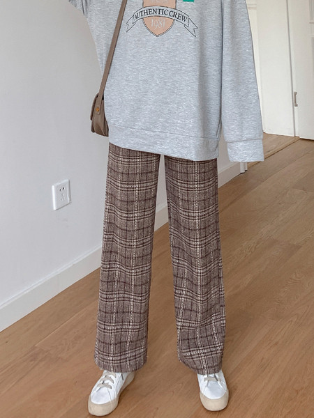 Naiste vabaaja ruuduline püksid sirge mudel