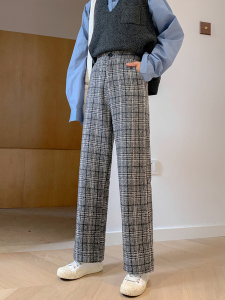 Naiste vabaaja ruuduline püksid sirge mudel