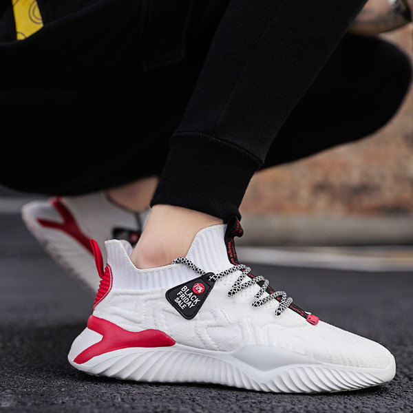 Vabaaja paeltega meeste tossud - soki tüüpi