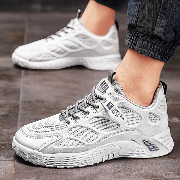 Kahes värvitoonis vabaaja paeltega meeste tossud