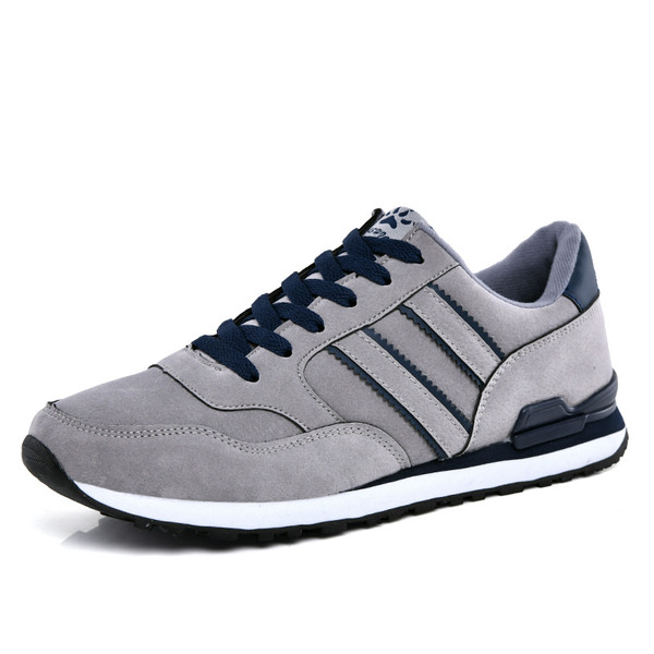 Paelte ja lameda tallaga vabaaja meeste tossud - kaks mudelit