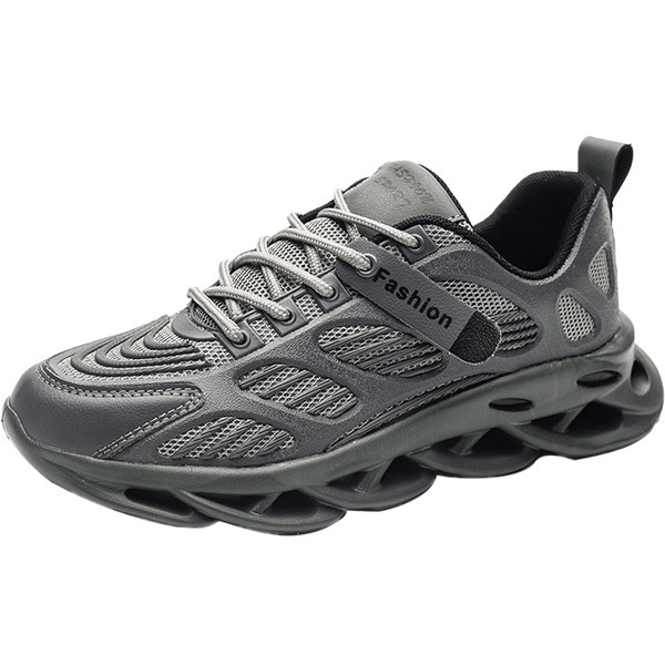 Magas talpú és fűzős cipők új modellje