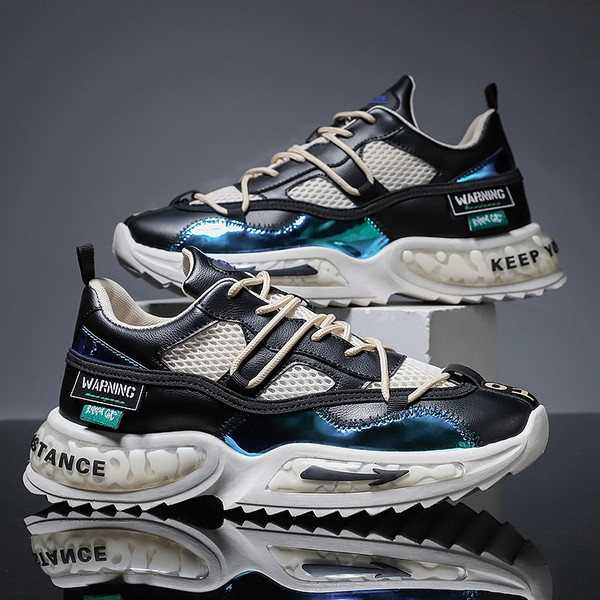 Uus kõrge talla ja kirjadega ökonahast meeste tossude mudel