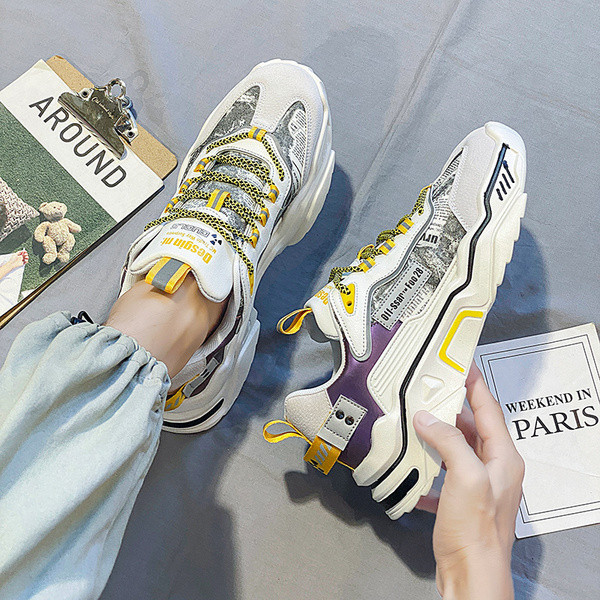 Férfi színű tornacipő ÚJ modell fűzővel és durva talppal