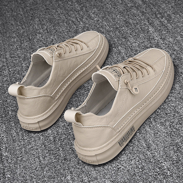 Lapos talpú férfi bőr tornacipő