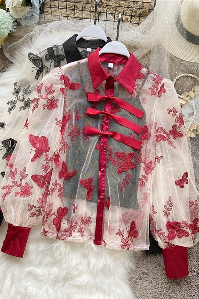 Modern női ing hímzéssel, széles ujjakkal