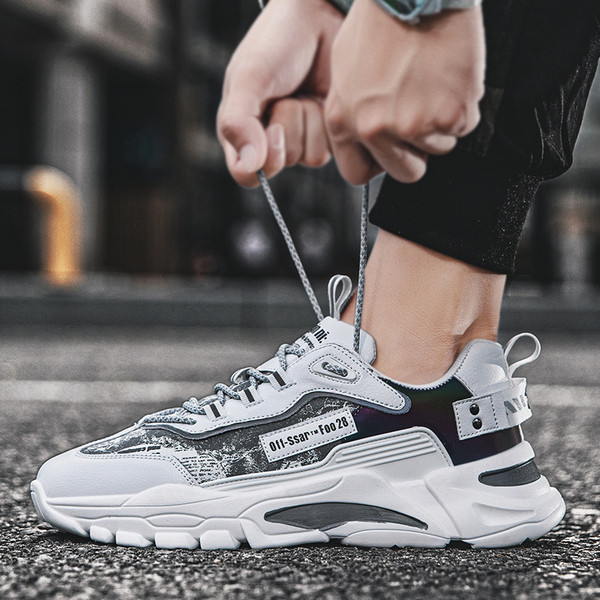 Sügiseks sobivad meeste värvilised paeltega tossud