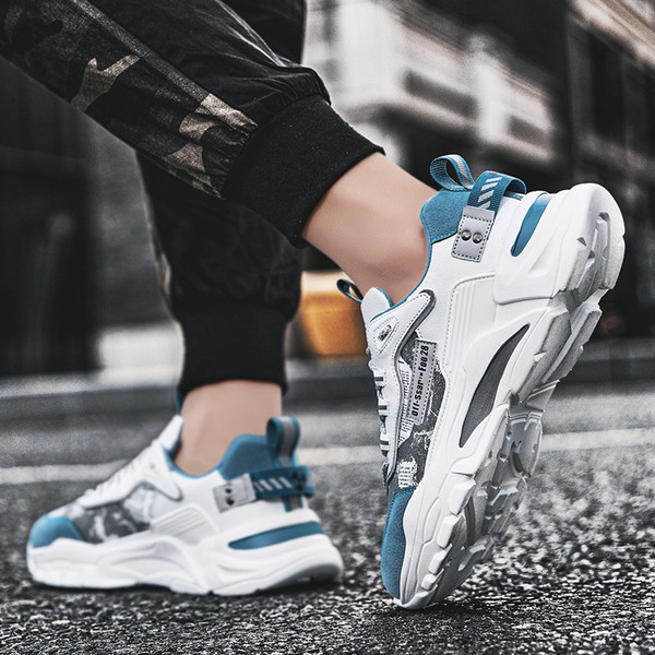 Sügiseks sobivad meeste värvilised paeltega tossud