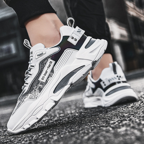 Sügiseks sobivad meeste värvilised paeltega tossud