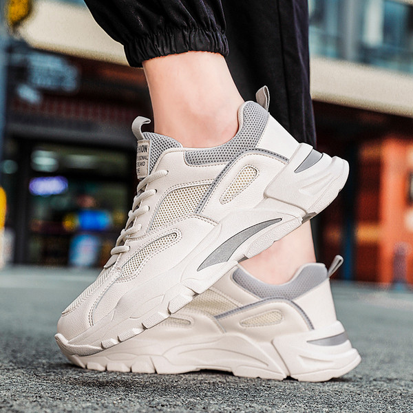 Meeste vastuolulised vabaaja tossud, mis on valmistatud ökonahast ja tekstiilist