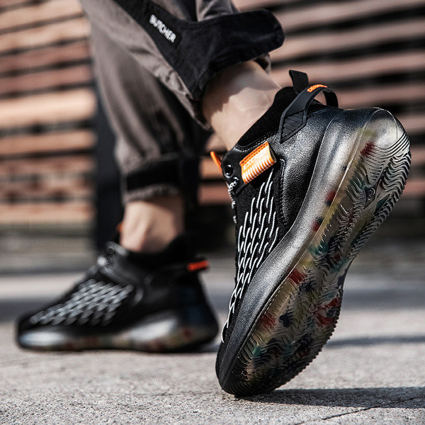 Hingavast kangast meeste moodne tossude kõrge mudel