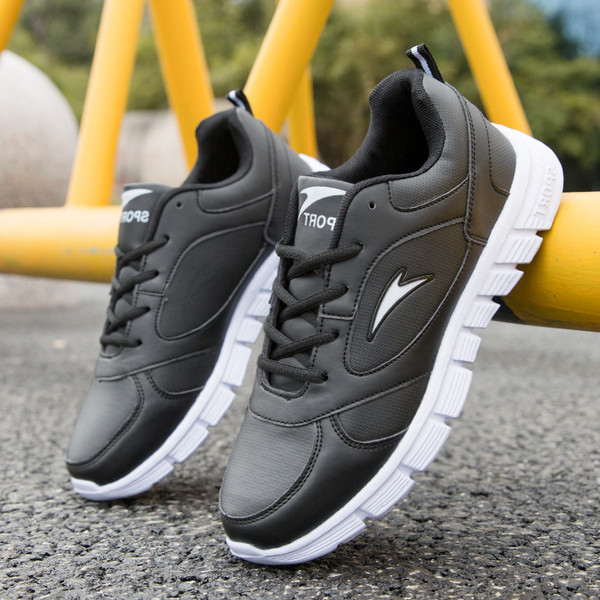 Lameda tallaga nahast meeste tossud