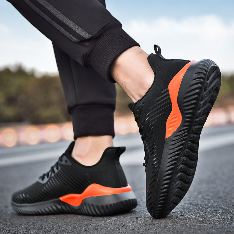 Lameda tallaga nahast meeste vabaaja tossud