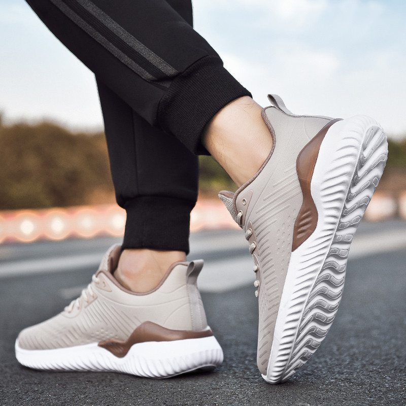 Lameda tallaga nahast meeste vabaaja tossud