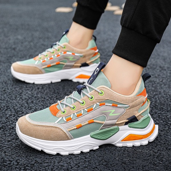 Férfi sportcipő textilből és velúrból