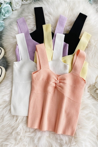 Praegune naiste laiade rihmadega tavaline mudel