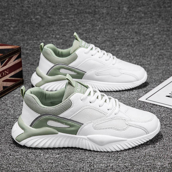 Modern férfi tornacipő hálós és lapos talppal